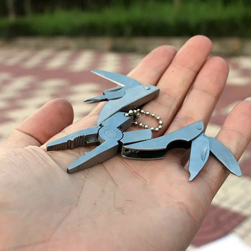 Stainless Steel Outdoor Portable Multitool Pliers Knife Keychain Screwdriver Multi Tools Mini Pliers Herramientas Multi Tool
