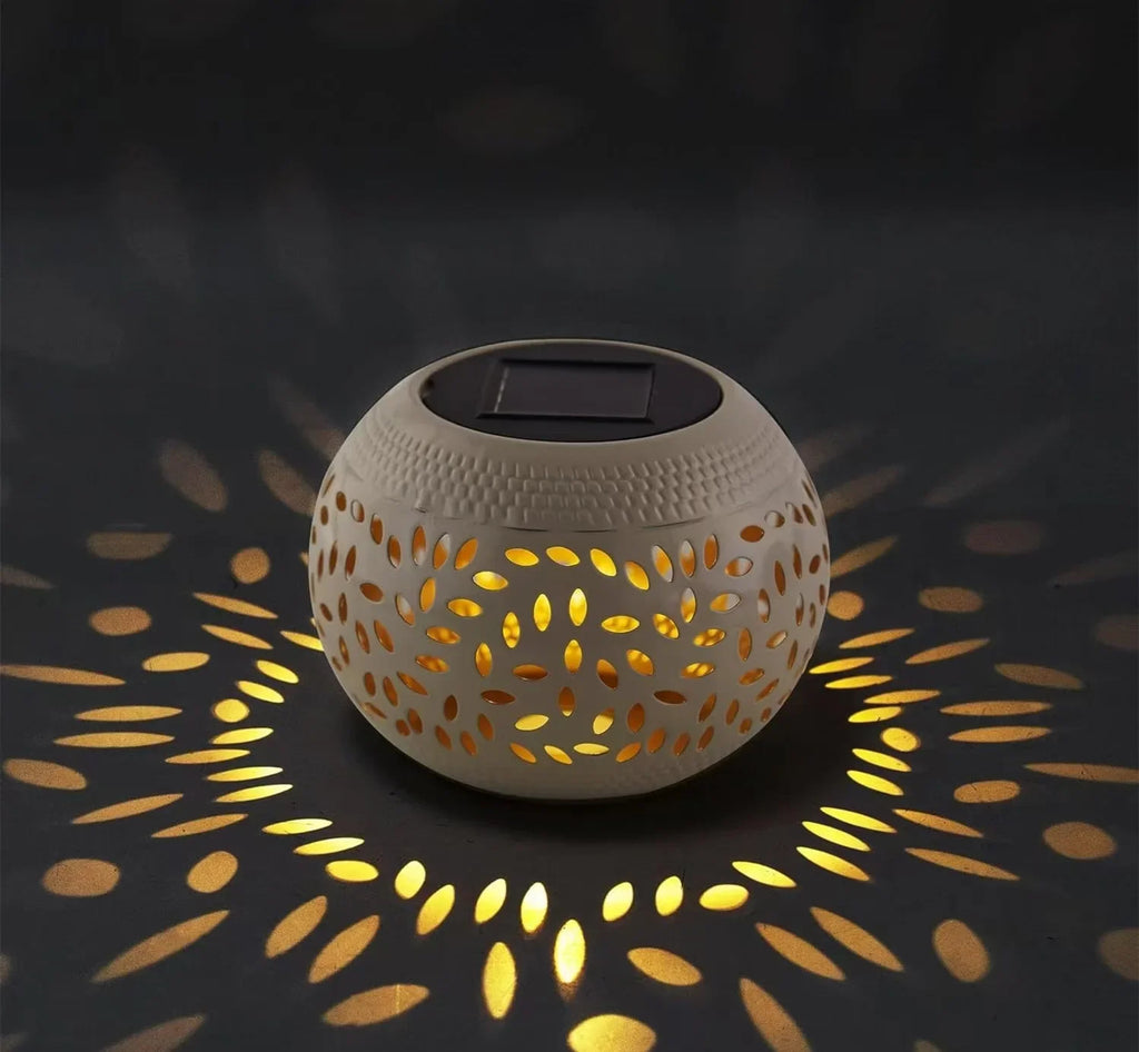 Solar Table Lights Outdoor Waterproof Metal Garden Projector Lamp Retro Gardening Lawn Atmosphere Lamp Decorative Landscape Lamp